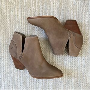 NWT Frye Reina Cutout Boots/Bootie (SZ 6)